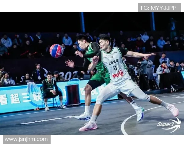 上海久事男篮超三联赛夺冠，颜鹏称三人篮球充满偶然性